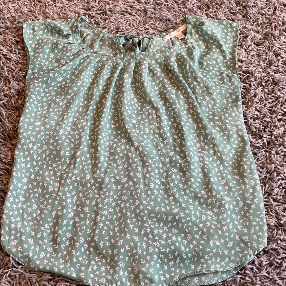 LC Lauren Conrad sleeveless tie back blouse